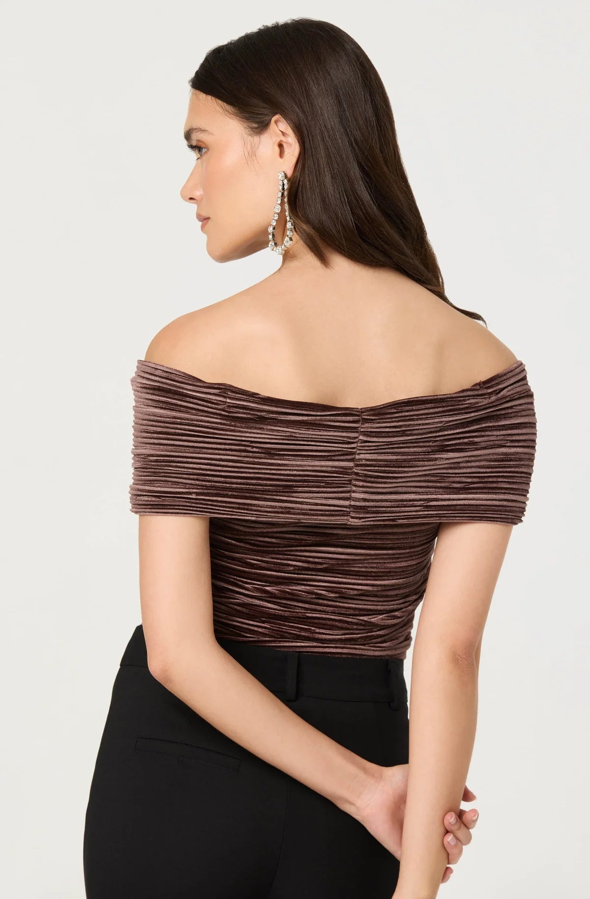 ASTR Mallina Velvet Off Shoulder Top Mushroom