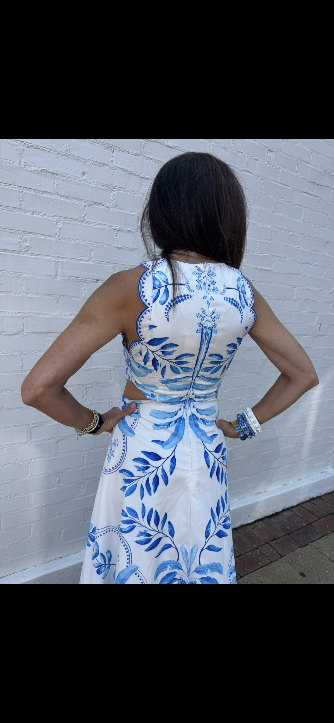 Mable Scalloped Cut Out Midi Dress Blue