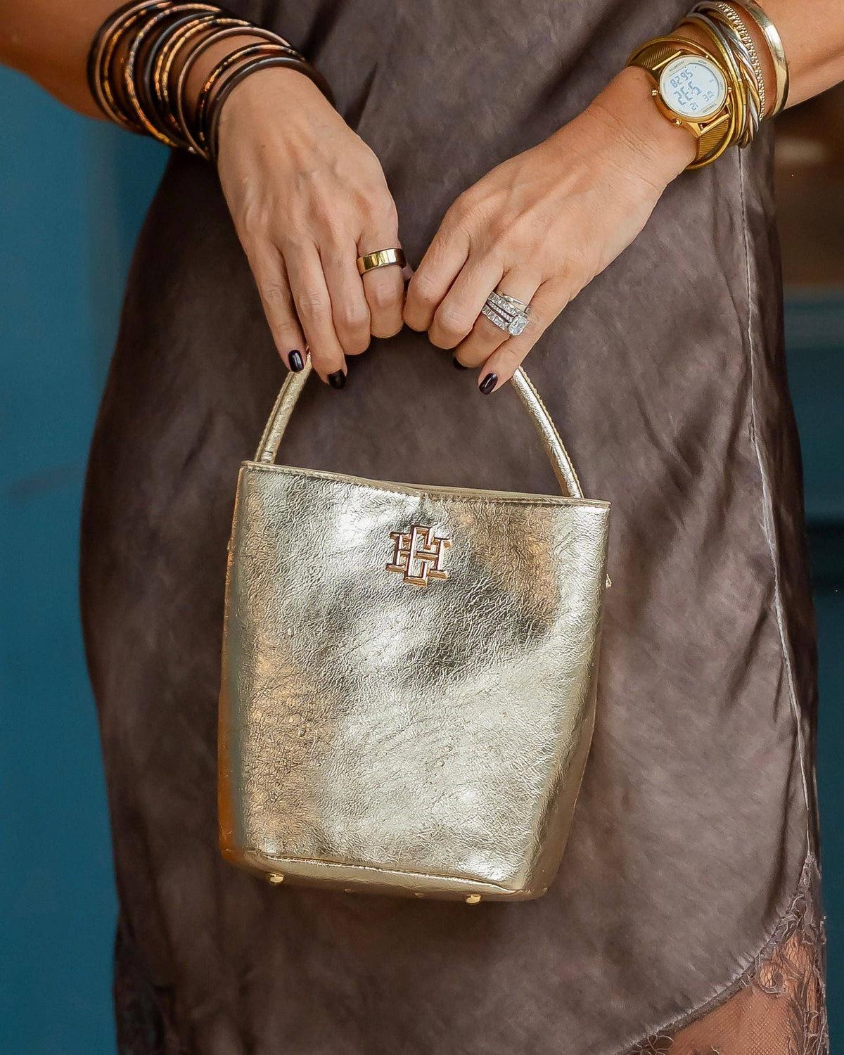 Breyer Bucket Bag