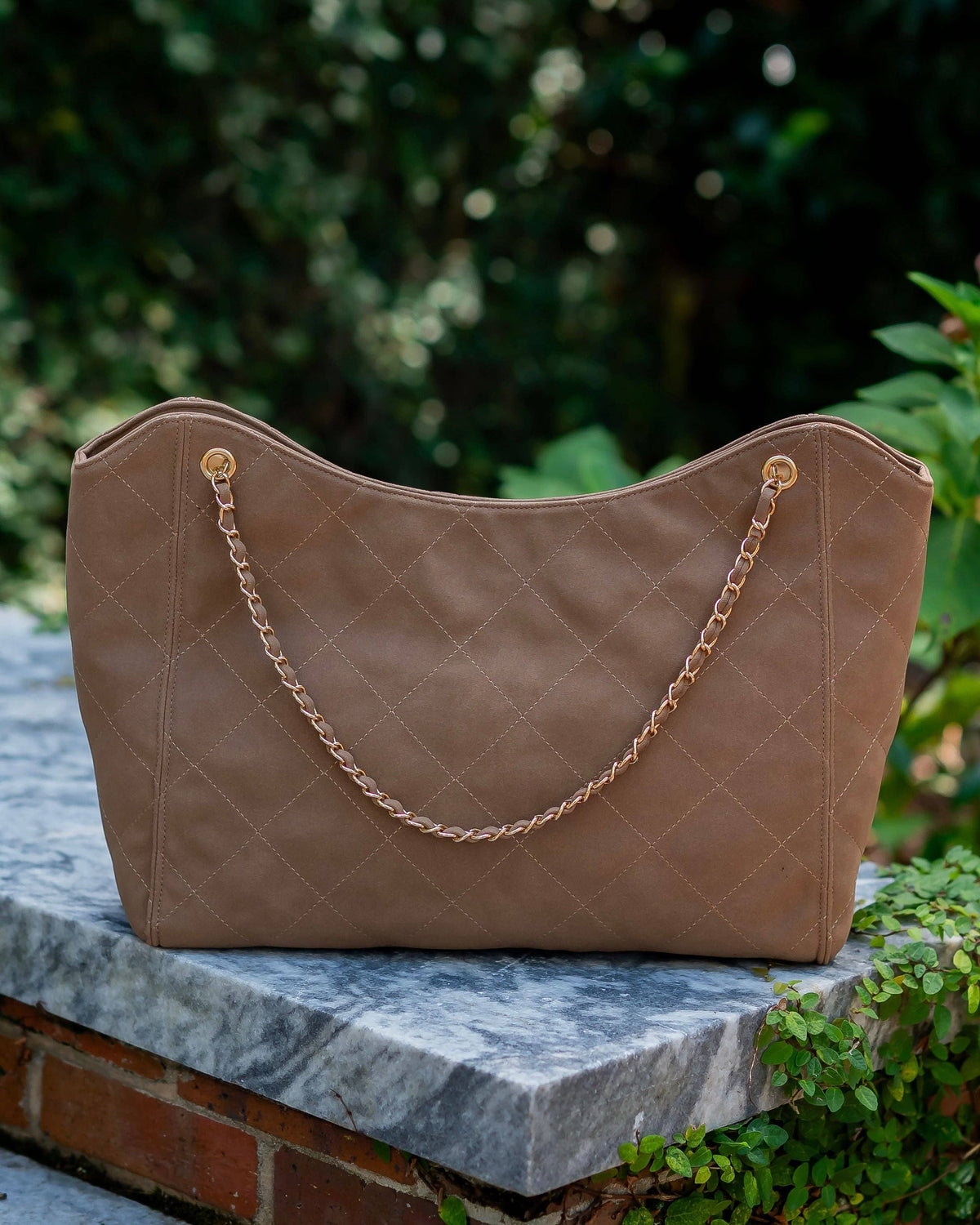 Betsy Tote Latte