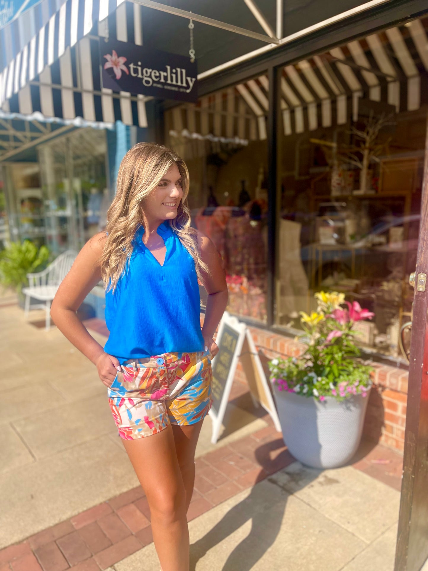 Jade Side Round Shorts Island Breeze