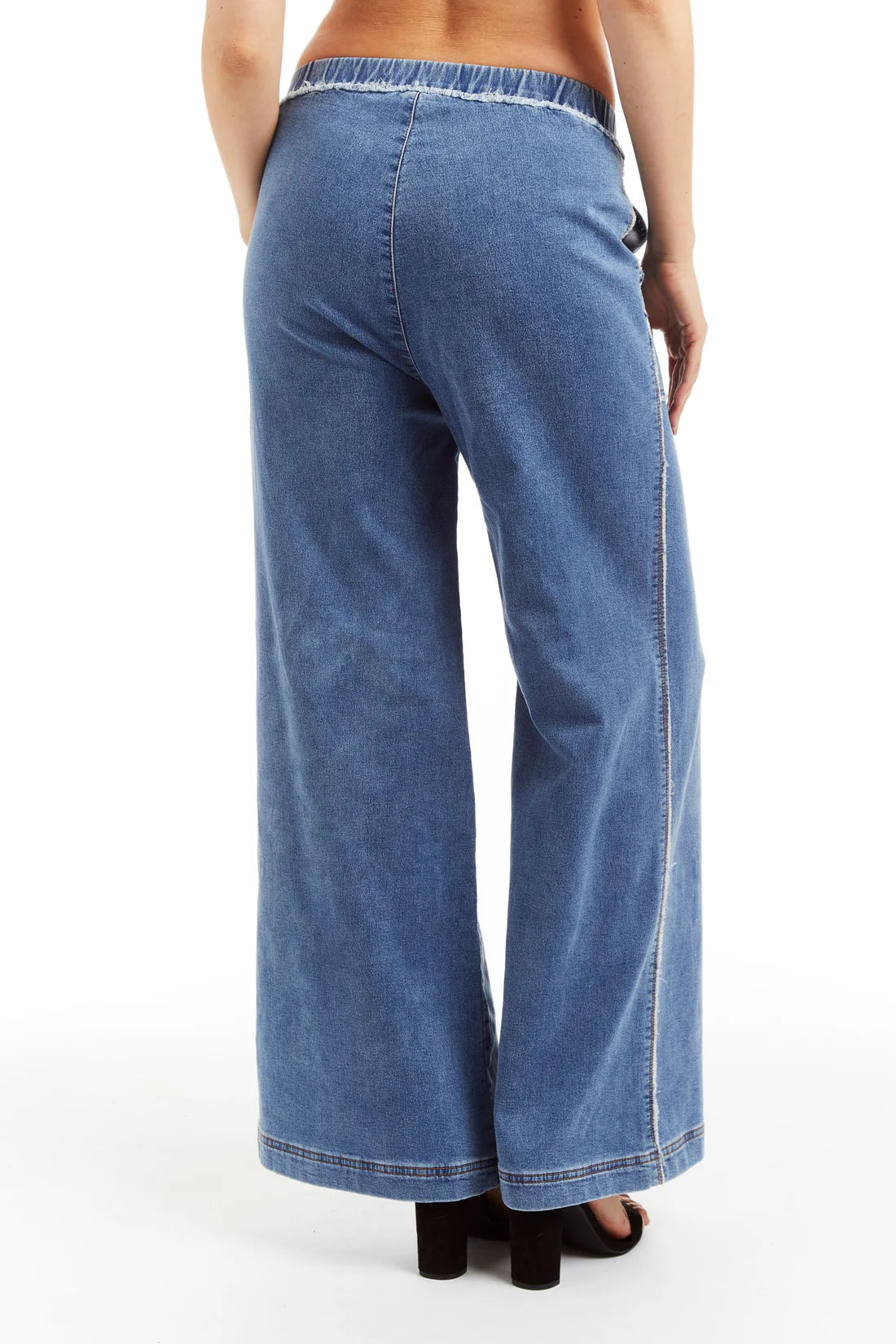 Tractr Mid Rise Lounge Jeans