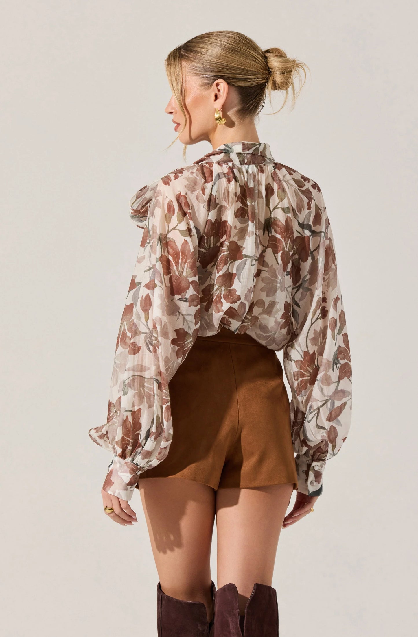 ASTR Cinthia Top Brown/White Floral