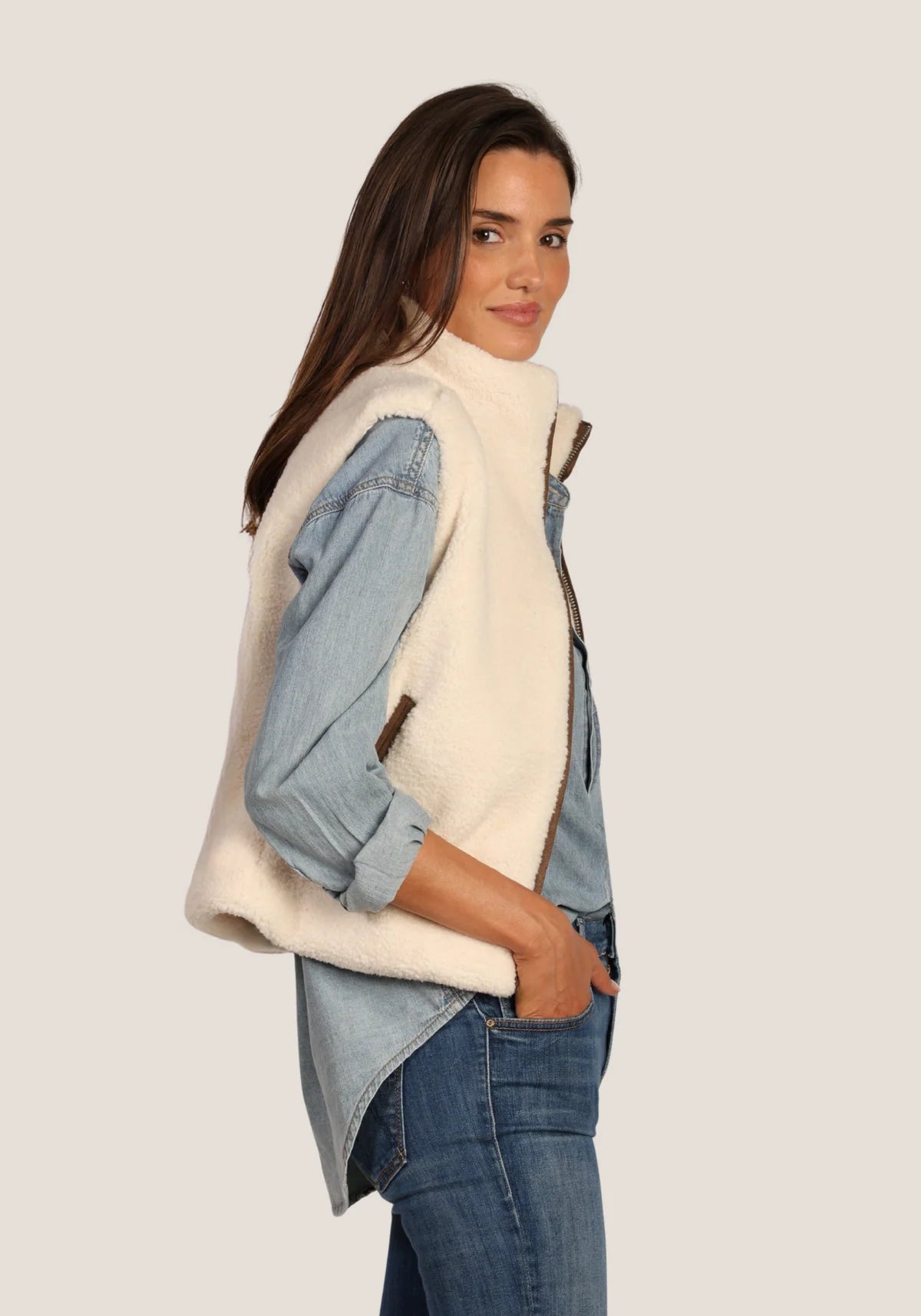 Dylan Mountain High Vest Natural