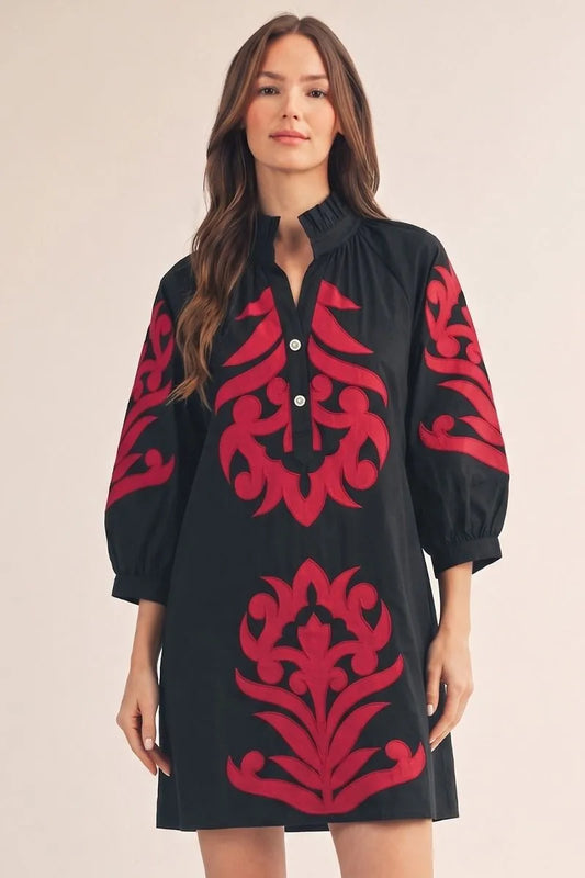 Applique Shift Dress Black/Red
